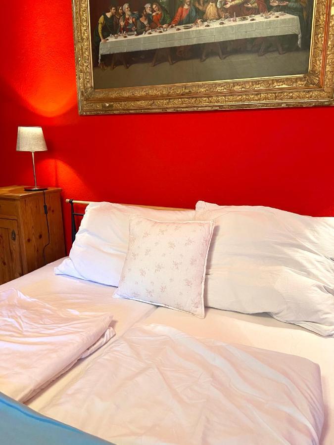 Gemutliches Zimmer Im Innenhof Jois Exterior photo