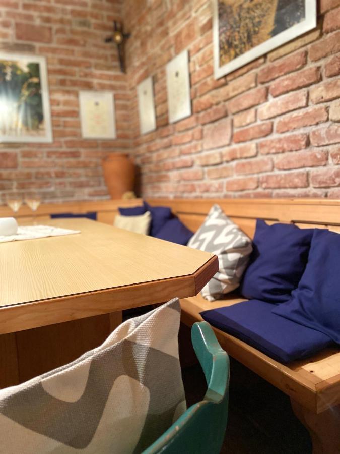 Gemutliches Zimmer Im Innenhof Jois Exterior photo